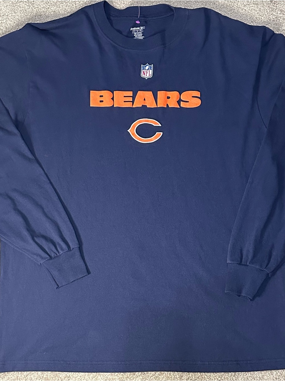 Reebok Navy Long Sleeve Chicago Bears Size Large Tee with Orange Logo